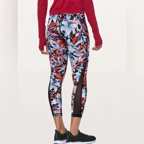 Lululemon Train Times 7/8 Pant *25" size 4 - Picture 1 of 4